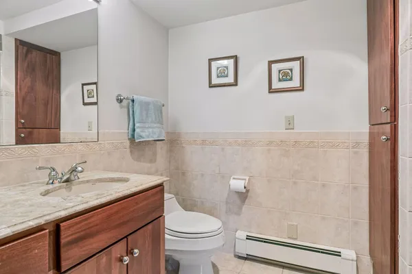$1,100,000 | 7831 50th Street North, Lake Elmo, MN 55042