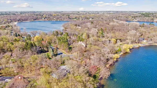 $1,100,000 | 7831 50th Street North, Lake Elmo, MN 55042