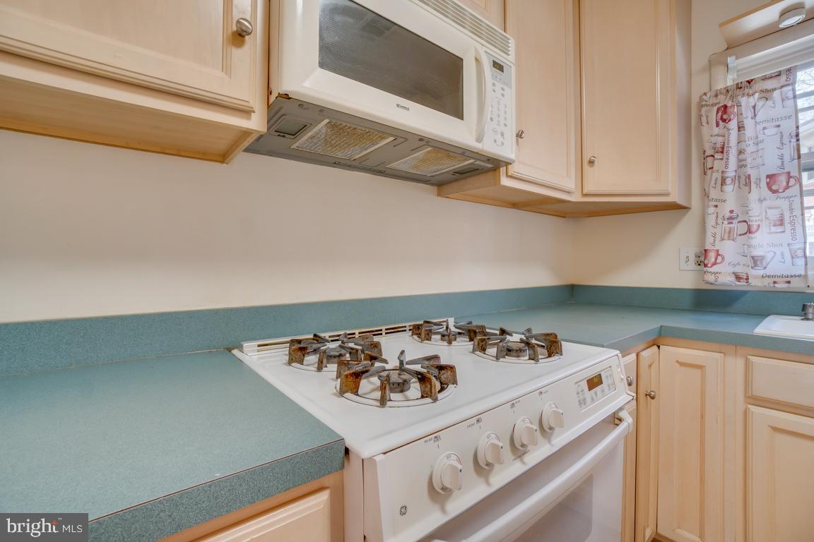 431 Greenbrier Ct., Unit 431 Fredericksburg, VA 22401 - Photo 11 of 49