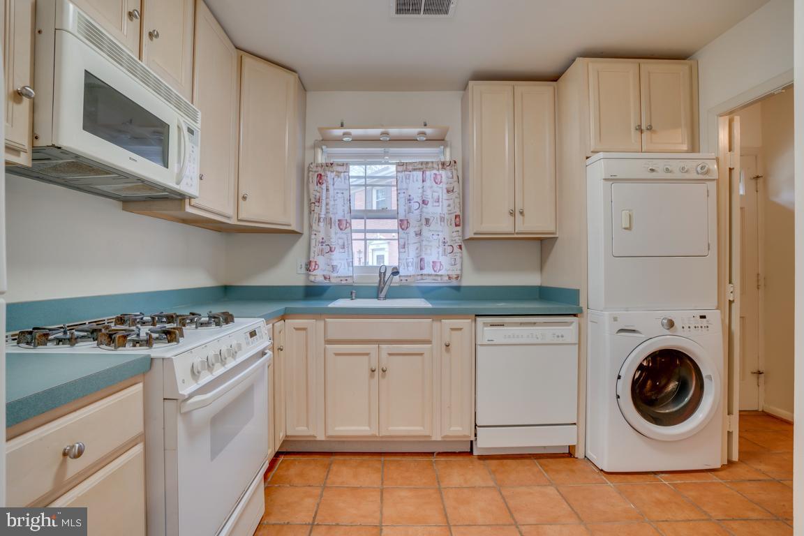 431 Greenbrier Ct., Unit 431 Fredericksburg, VA 22401 - Photo 15 of 49