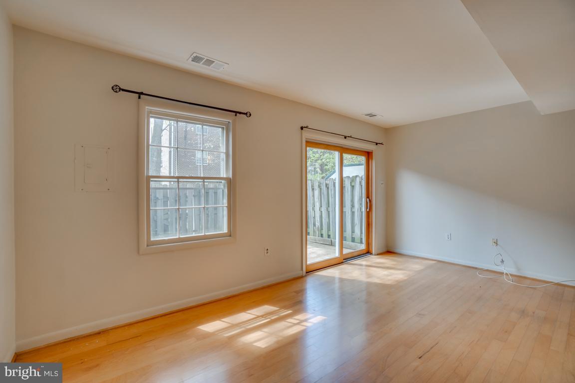 431 Greenbrier Ct., Unit 431 Fredericksburg, VA 22401 - Photo 37 of 49