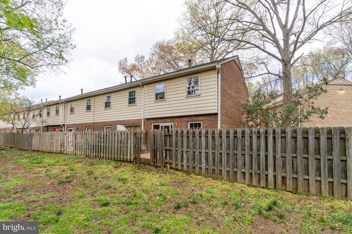 431 Greenbrier Ct., Unit 431 Fredericksburg, VA 22401 - Photo 48 of 49 corner unit with fenced in rear yard with patio