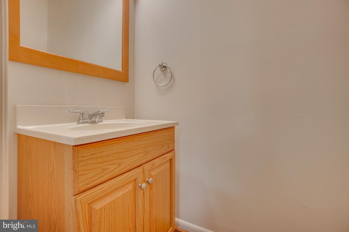 431 Greenbrier Ct., Unit 431 Fredericksburg, VA 22401 - Photo 6 of 49