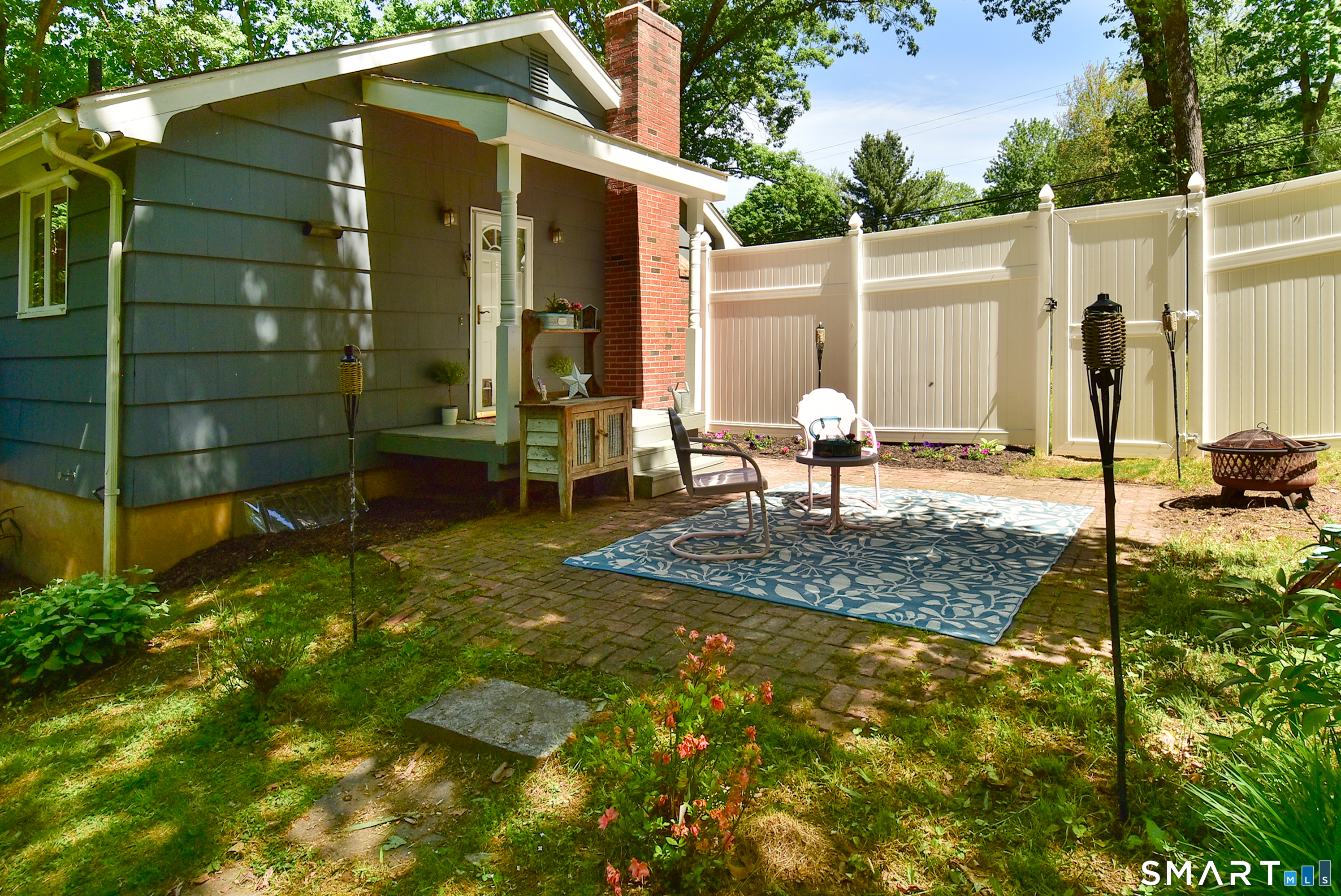 607 Old Post Road Tolland, CT 06084 - Photo 29 of 32