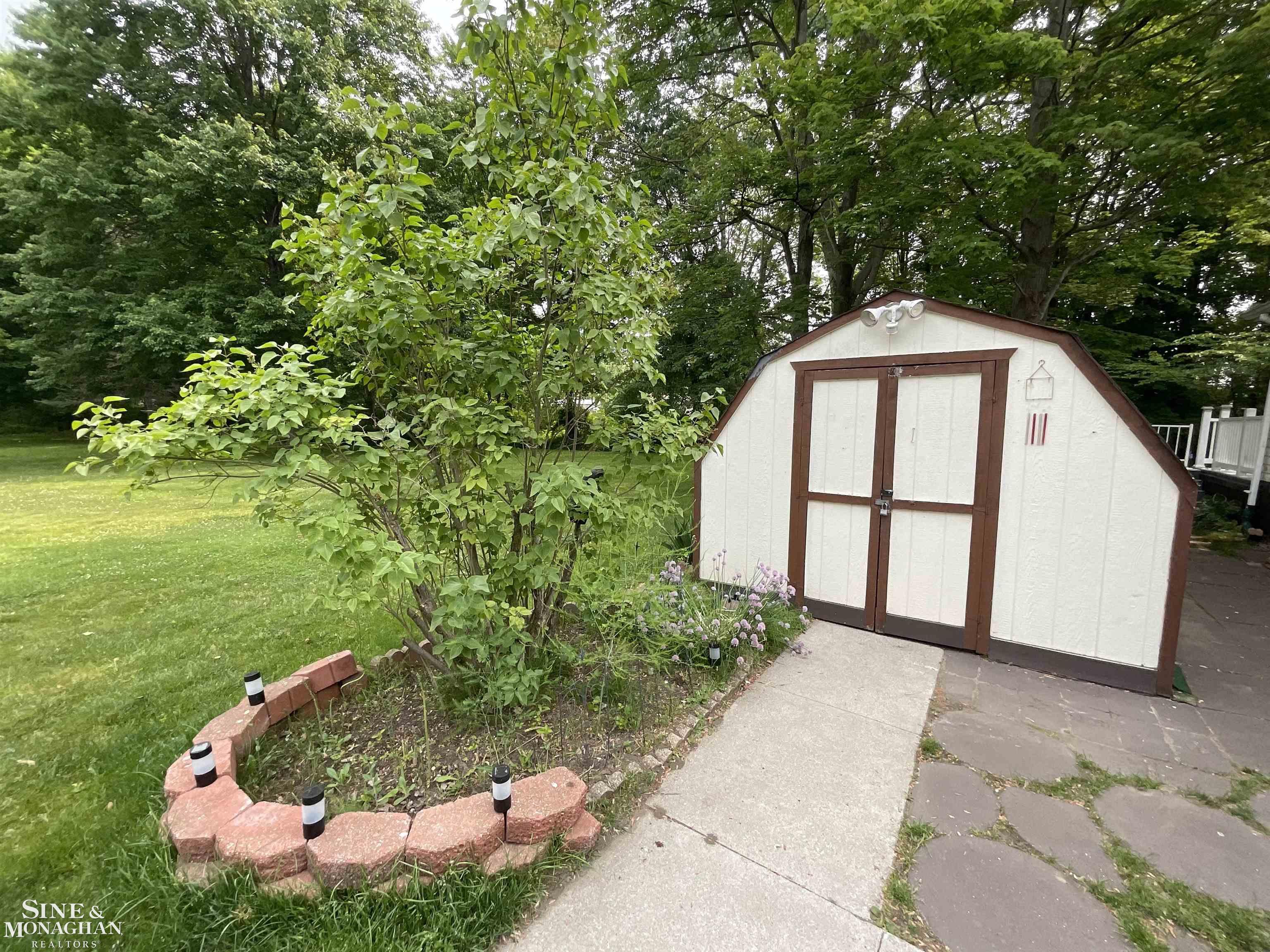 3812 Pointe Tremble Road Algonac, MI 48001 - Photo 14 of 35
