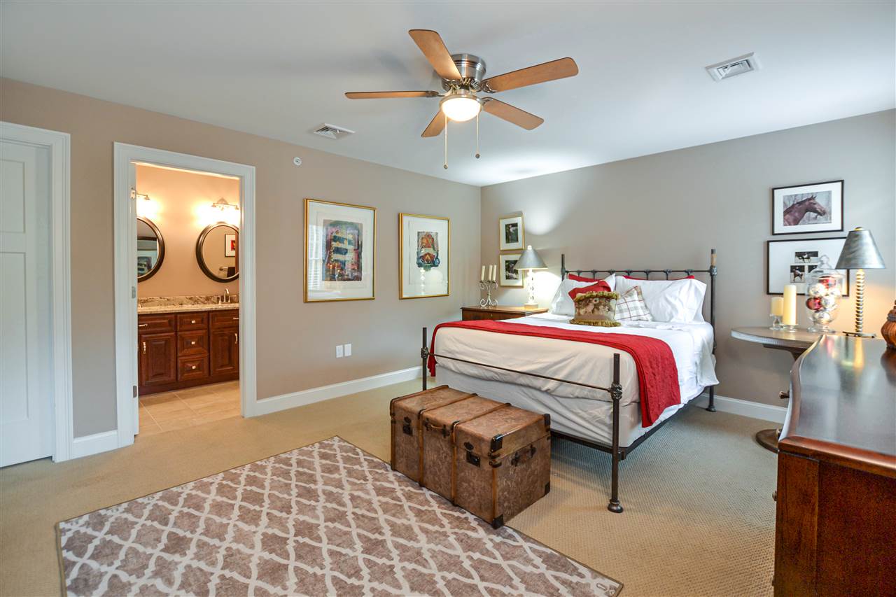 246 Villager Road Chester, NH 03036 - Photo 22 of 40