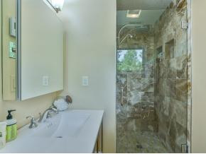 4780 Edens View Road Kingsport, TN 37664 - Photo 14 of 36 Updated Master bath