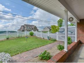 4780 Edens View Road Kingsport, TN 37664 - Photo 3 of 36 Picket fenced in area for pets