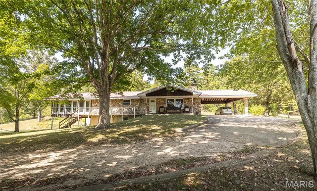 $1,740,000 | 15406 State Route, Winona, MO 65588