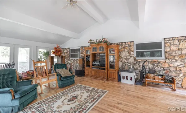 $1,740,000 | 15406 State Route, Winona, MO 65588