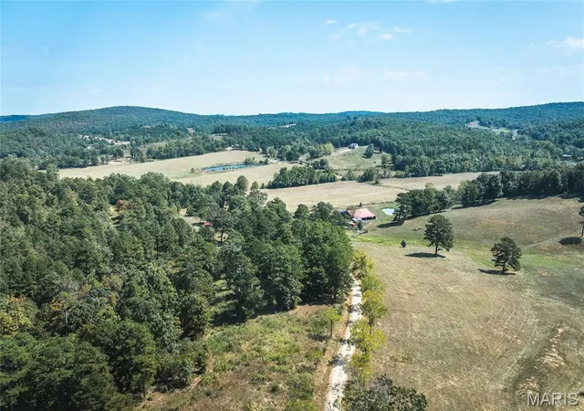 $1,740,000 | 15406 State Route, Winona, MO 65588