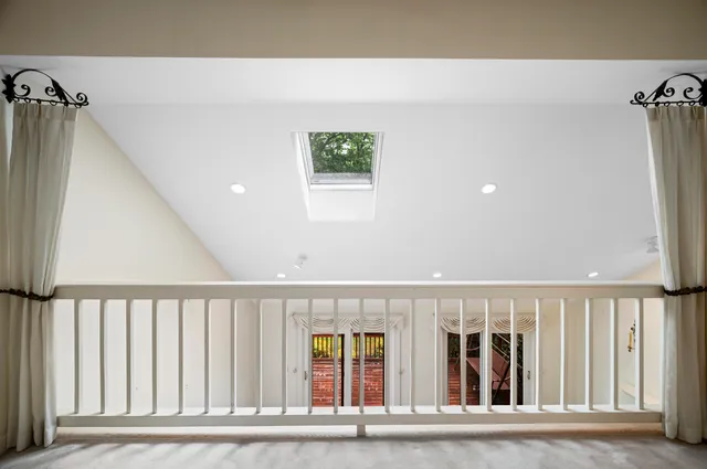 $639,900 | 60 Peninsula Drive, Stratham, NH 03885