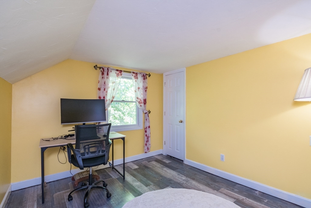 44 Linseed Road Hatfield, MA 01088 - Photo 18 of 37