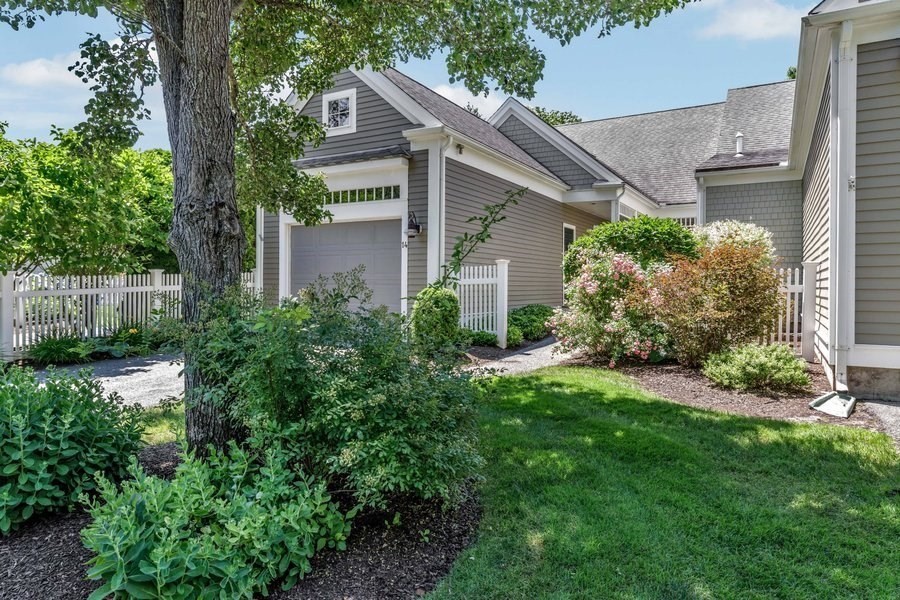 14 Turnberry Road, Unit 14 Bourne, MA 02532 - Photo 1 of 42 Gallery Image 1