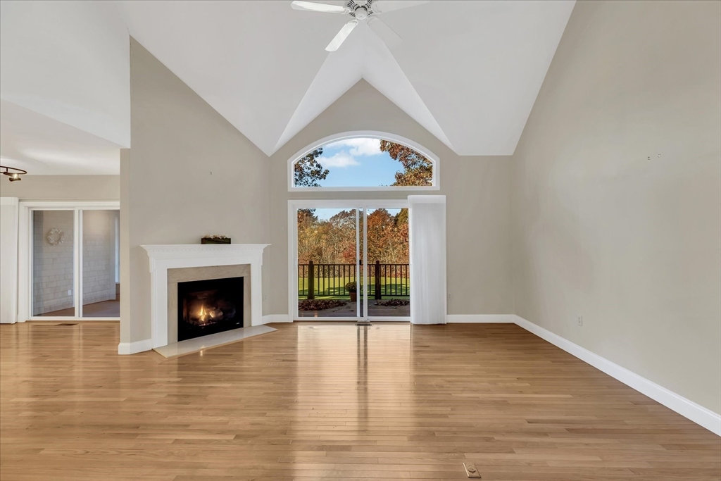 14 Turnberry Road, Unit 14 Bourne, MA 02532 - Photo 9 of 42 Gallery Image 9