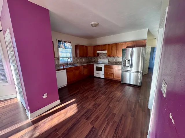 $2,350 | 3 Hitchcock Road, Unit 2, Worcester, MA 01603