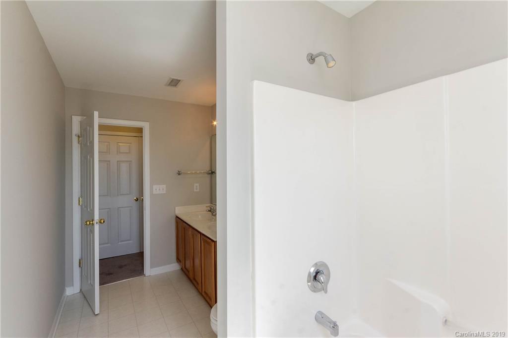 5229 Jewelflower Road Charlotte, NC 28227 - Photo 28 of 36