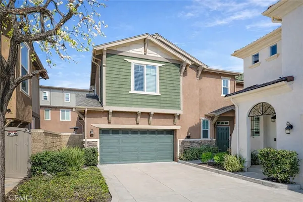 $1,199,999 | 328 Flyers Lane, Tustin, CA 92782