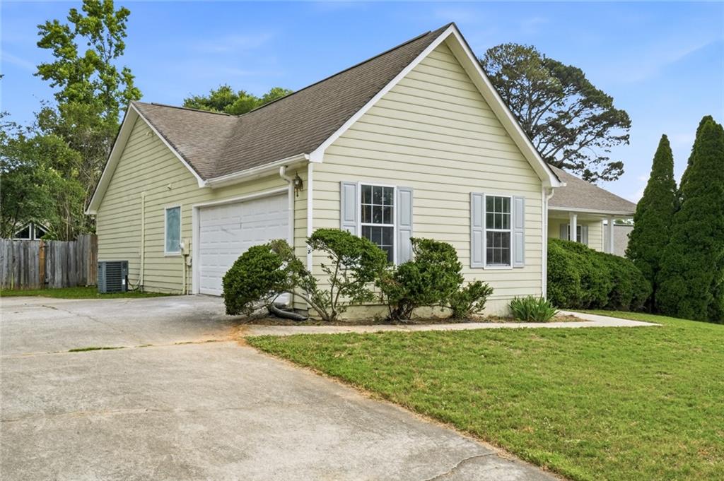 115 Knight Way Fayetteville, GA 30214 - Photo 3 of 34