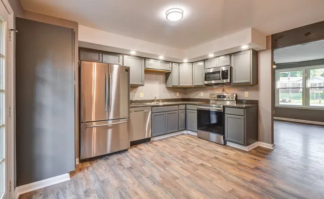 $285,000 | 240 Maplewood Drive, Clarksville, TN 37042