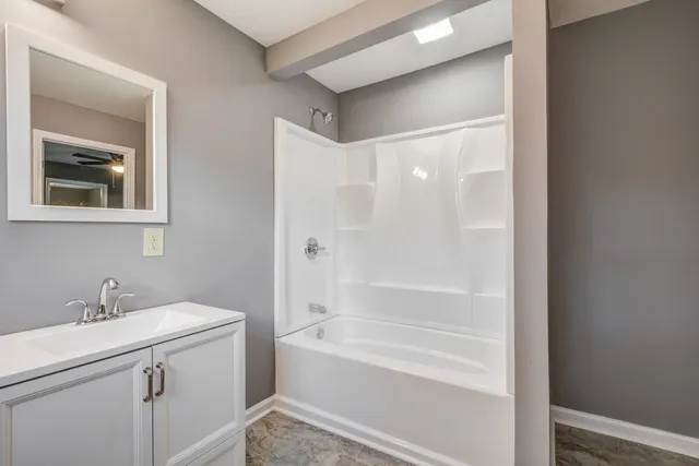 $285,000 | 240 Maplewood Drive, Clarksville, TN 37042