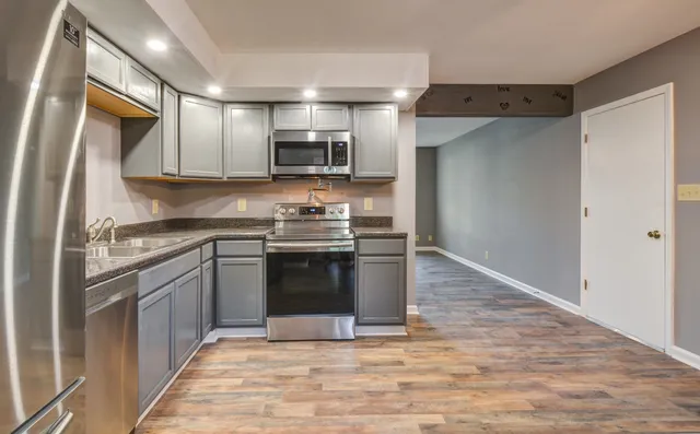 $285,000 | 240 Maplewood Drive, Clarksville, TN 37042