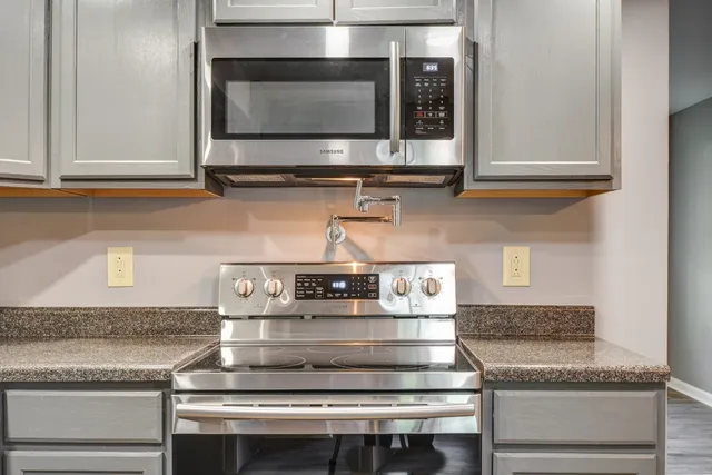 $285,000 | 240 Maplewood Drive, Clarksville, TN 37042