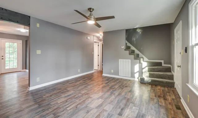 $285,000 | 240 Maplewood Drive, Clarksville, TN 37042