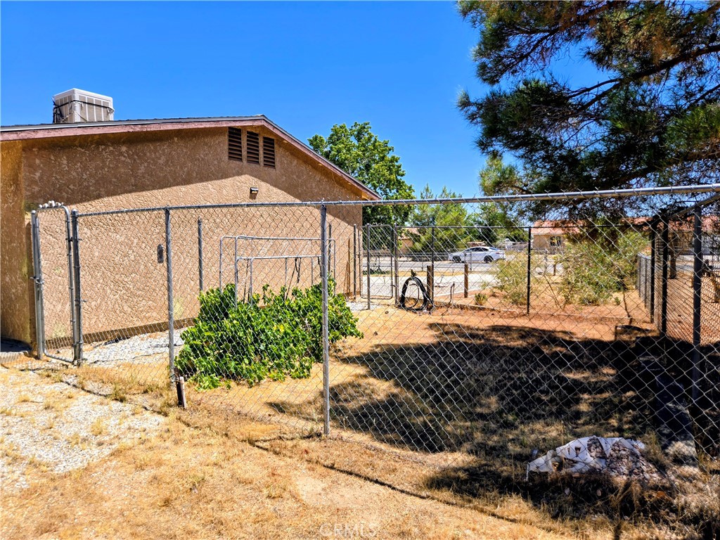 10790 Jamul Road Apple Valley, CA 92308 - Photo 26 of 37 Gallery Image 26