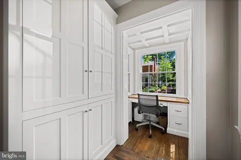 a view of an entryway with staircase
