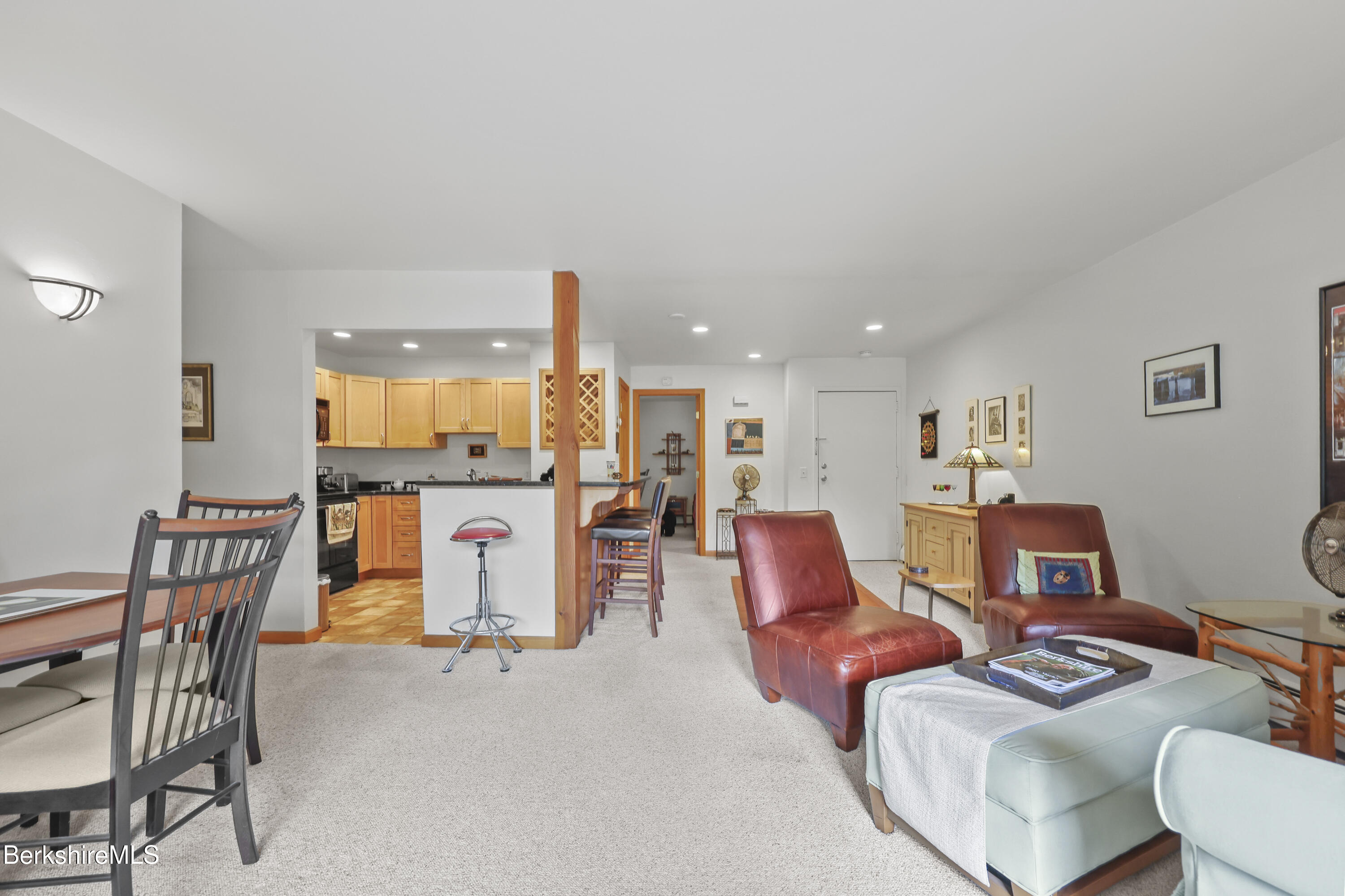 260 Pittsfield Road, Unit E6 Lenox, MA 01240 - Photo 8 of 36 Living/Dining
