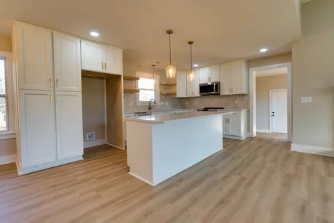 $779,000 | 2194 Hampshire Pike, Columbia, TN 38401