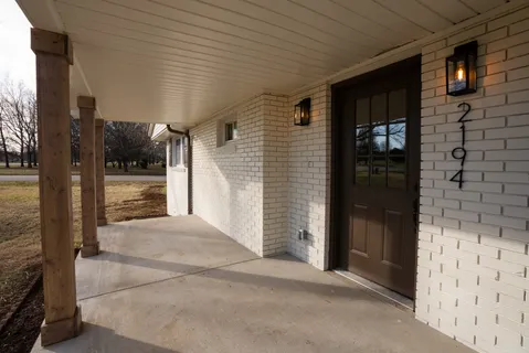 $779,000 | 2194 Hampshire Pike, Columbia, TN 38401