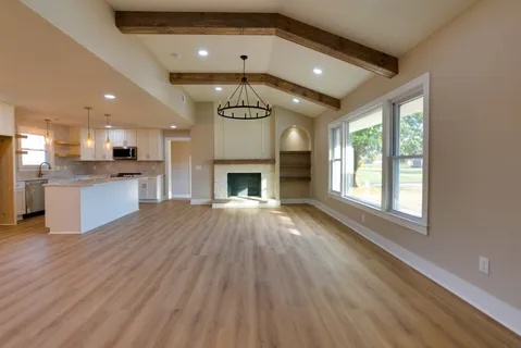 $779,000 | 2194 Hampshire Pike, Columbia, TN 38401