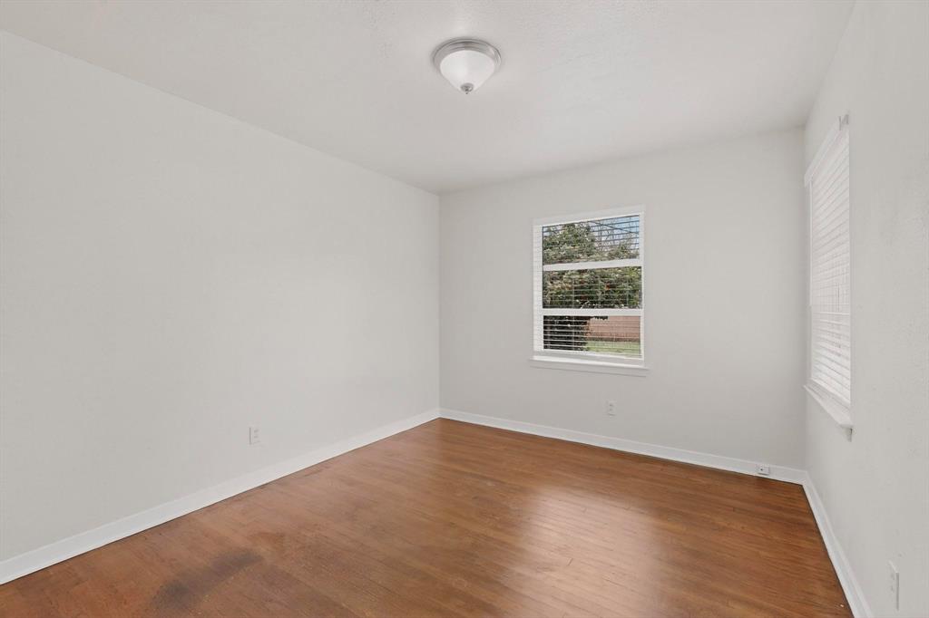 10841 Ruth Ann Drive Dallas, TX 75228 - Photo 16 of 39