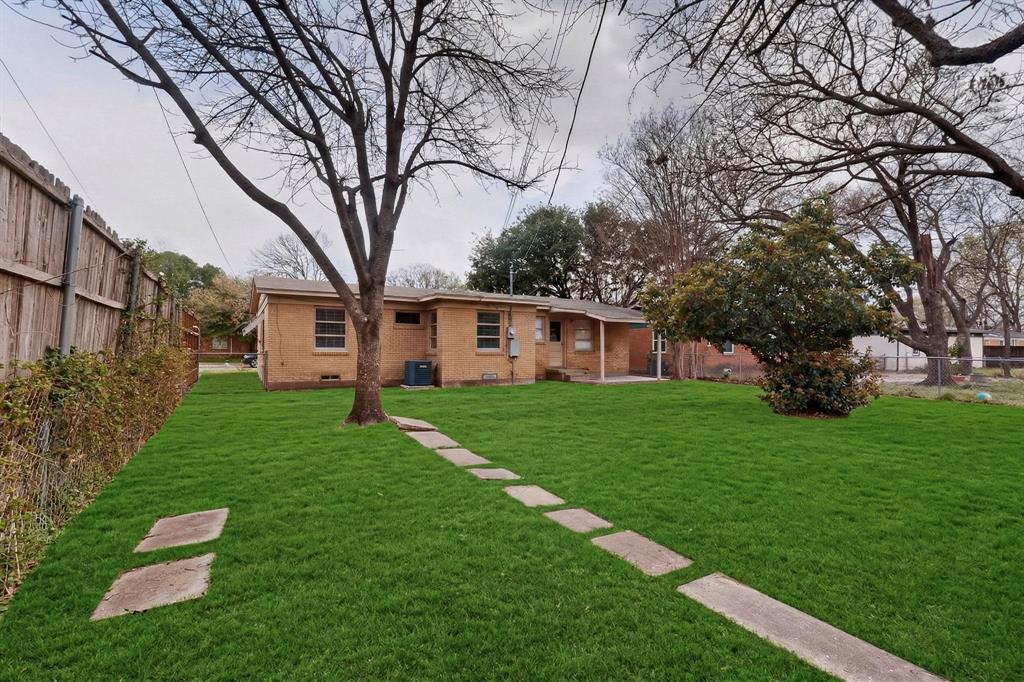 10841 Ruth Ann Drive Dallas, TX 75228 - Photo 36 of 39