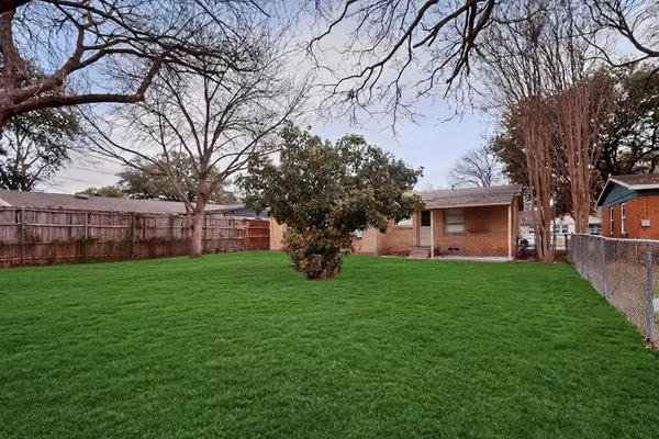 $1,750 | 10841 Ruth Ann Drive, Dallas, TX 75228