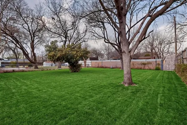 $1,750 | 10841 Ruth Ann Drive, Dallas, TX 75228