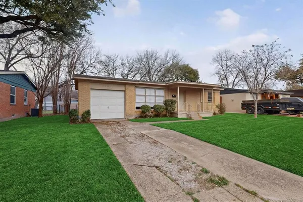 $1,750 | 10841 Ruth Ann Drive, Dallas, TX 75228