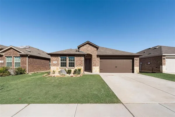 $2,750 | 4016 Huntington Drive, Denton, TX 76207