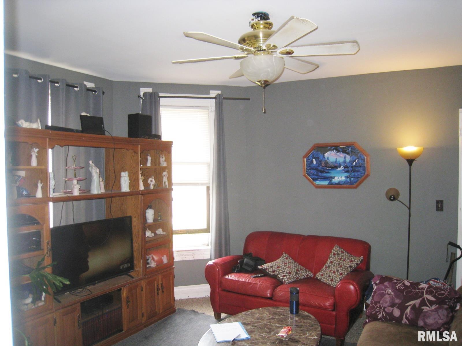 1857 3rd Street Moline, IL 61265 - Photo 9 of 26 Gallery Image 9
