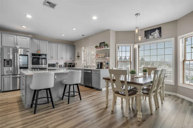 $825,000 | 140 Gate Schoolhouse Road, New Hampton, NY 10958