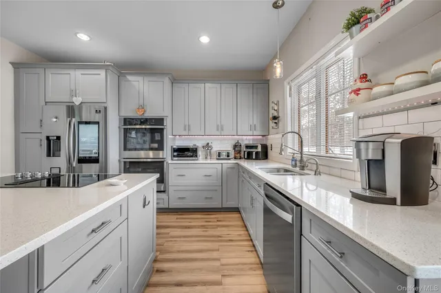 $825,000 | 140 Gate Schoolhouse Road, New Hampton, NY 10958