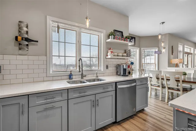 $825,000 | 140 Gate Schoolhouse Road, New Hampton, NY 10958