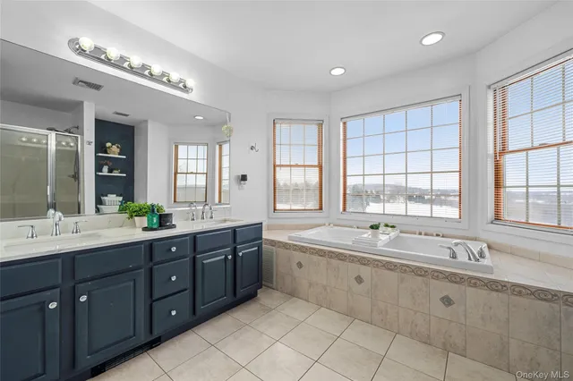 $825,000 | 140 Gate Schoolhouse Road, New Hampton, NY 10958