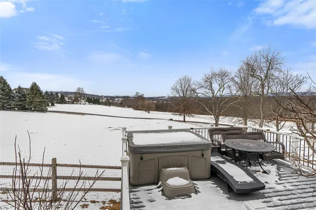 $825,000 | 140 Gate Schoolhouse Road, New Hampton, NY 10958