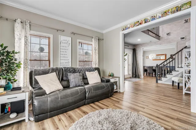 $825,000 | 140 Gate Schoolhouse Road, New Hampton, NY 10958