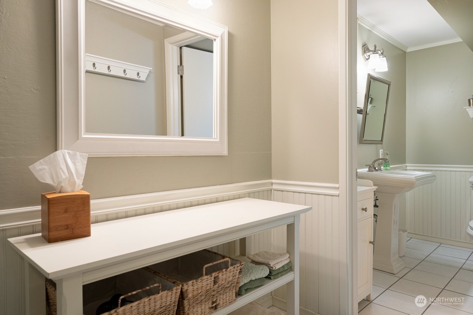 15253 Josh Wilson Road Burlington, WA 98233 - Photo 22 of 40 a bathroom with a sink and a mirror