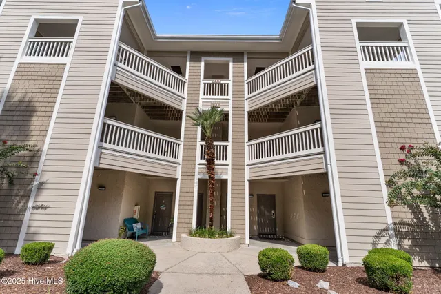 $295,000 | 213 Kings Trail, Unit 1004, Sunset Beach, NC 28468