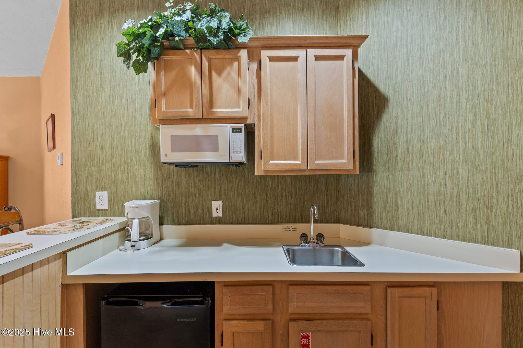 213 Kings Trail, Unit 1004 Sunset Beach, NC 28468 - Photo 37 of 56 Lockout Kitchen space